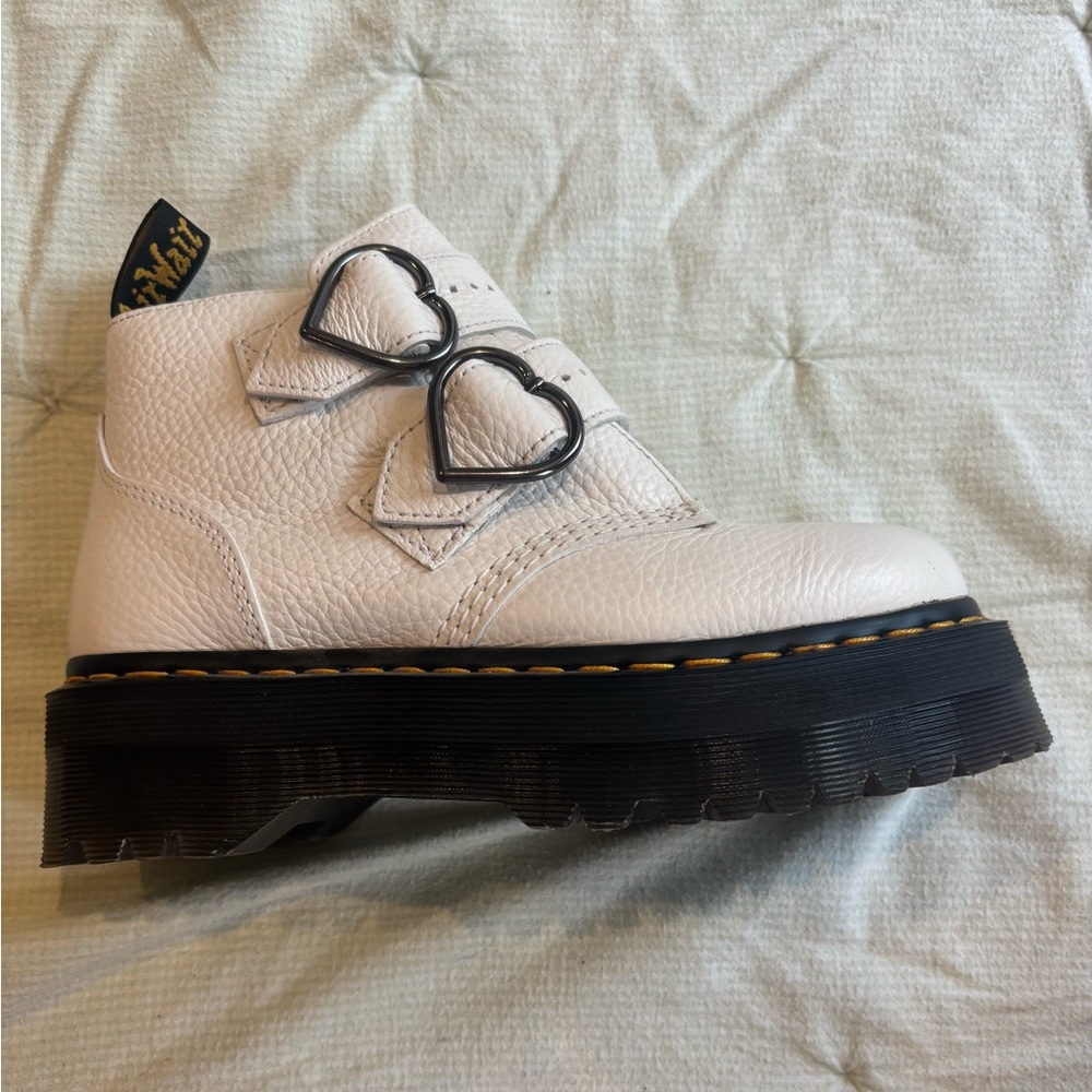 Dr. Martens Devon Heart Milled Napa leather platforms. Brand new never worn. - Picture 7 of 10
